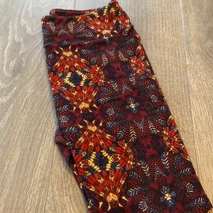 LulaRoe leggings. One size